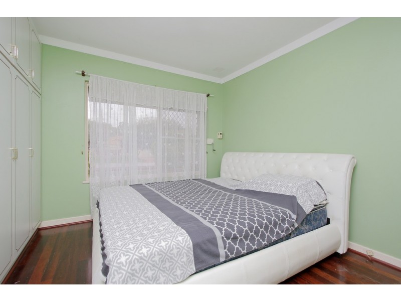 16 Garden Street, Cannington WA 6107