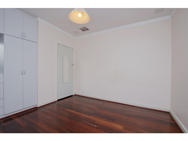 16 Garden Street, Cannington WA 6107