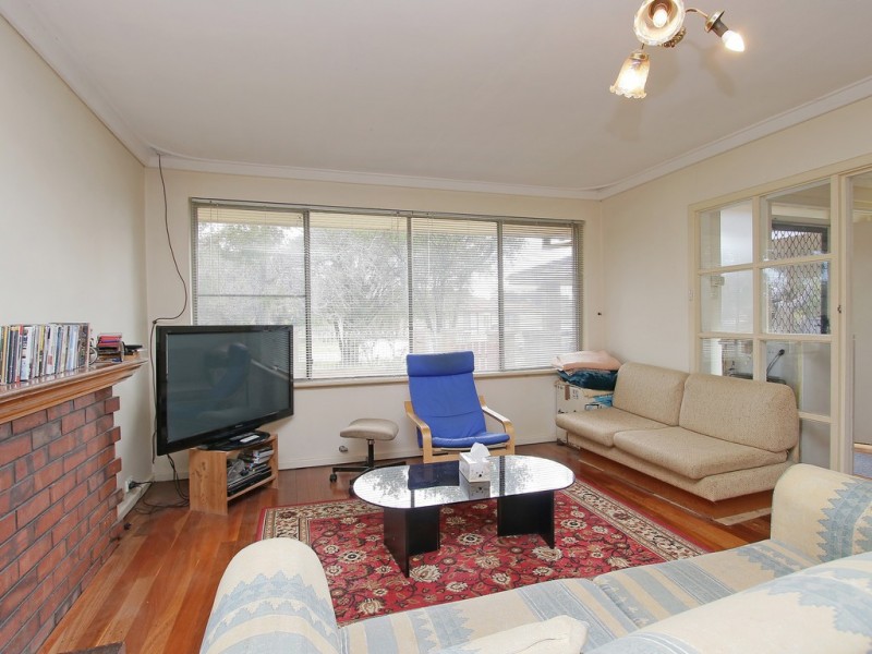 10 Bridge Street, Wilson WA 6107