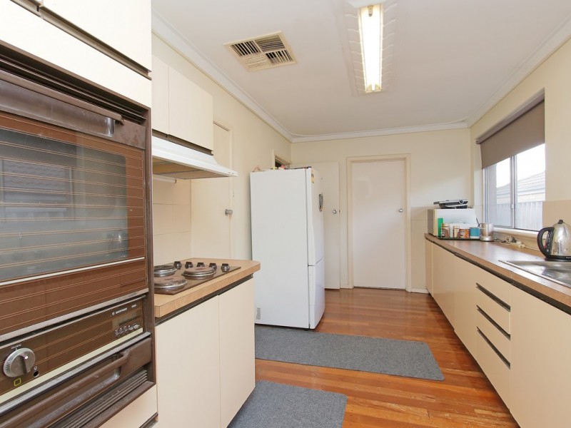 10 Bridge Street, Wilson WA 6107