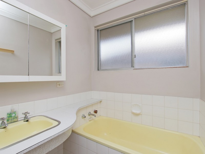 10 Bridge Street, Wilson WA 6107