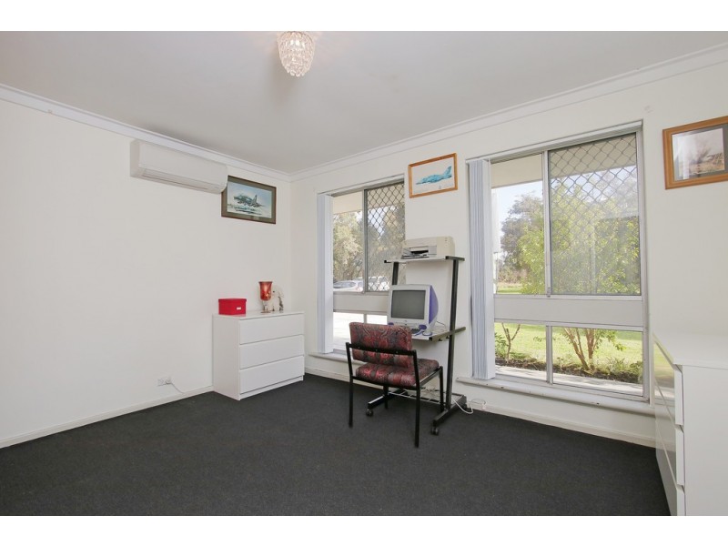 104 Cameron Street, Thornlie WA 6108