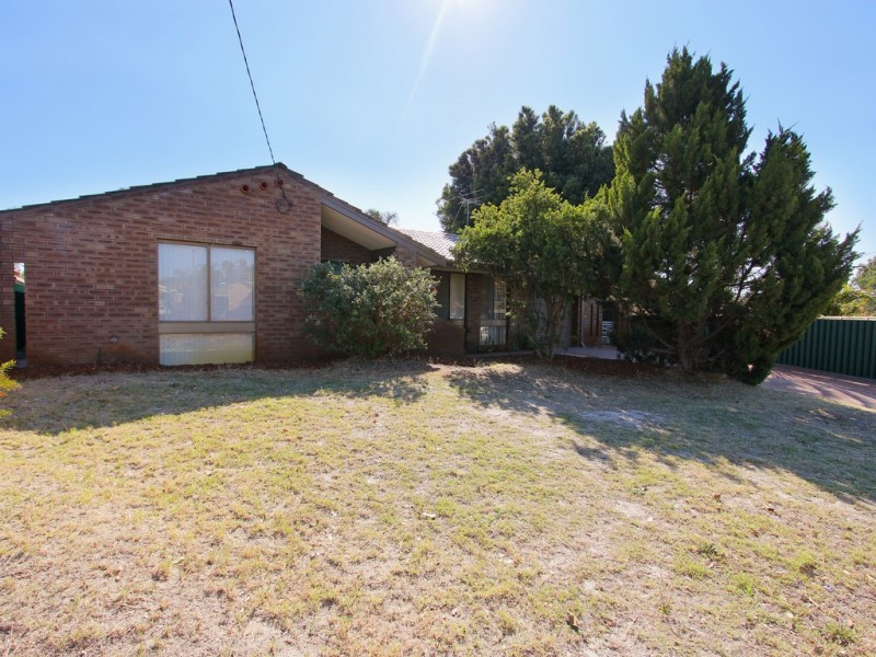 24 Oakover Way, Gosnells WA 6110