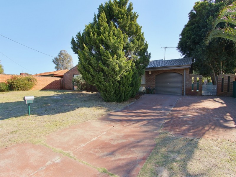 24 Oakover Way, Gosnells WA 6110