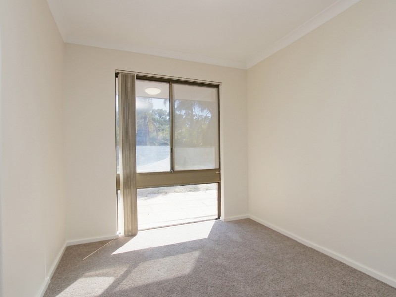 24 Oakover Way, Gosnells WA 6110