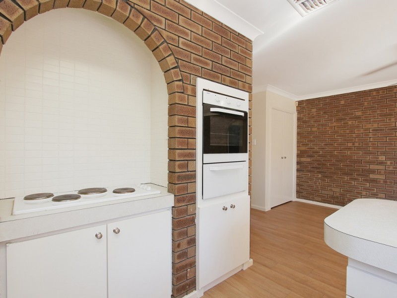 24 Oakover Way, Gosnells WA 6110