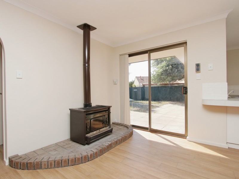 24 Oakover Way, Gosnells WA 6110