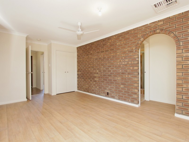 24 Oakover Way, Gosnells WA 6110