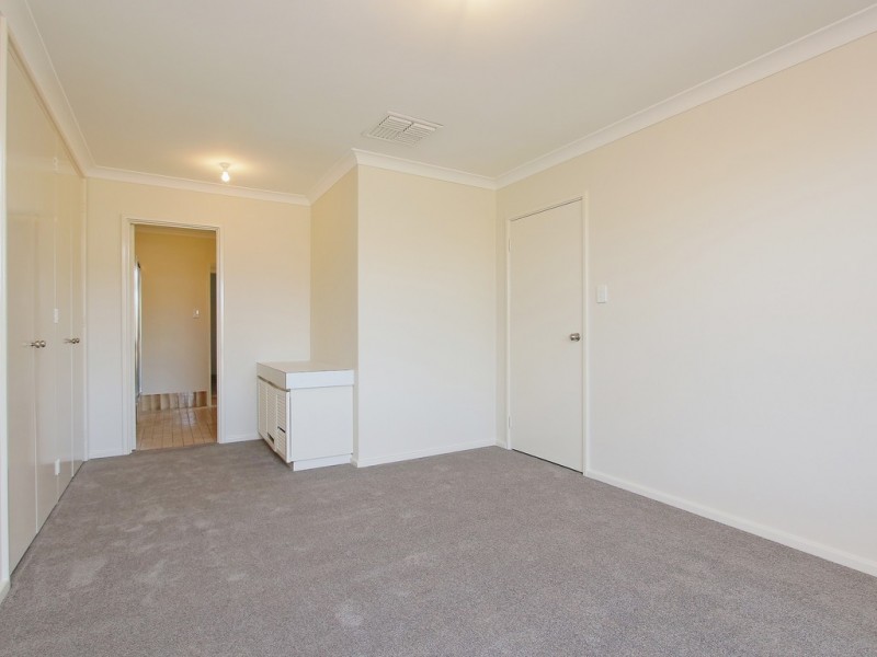 24 Oakover Way, Gosnells WA 6110