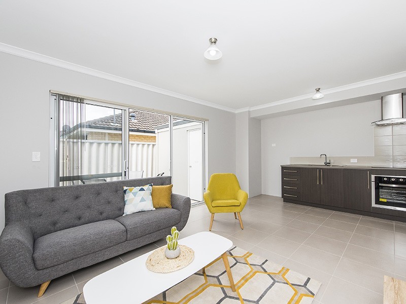304 Railway Parade, East Cannington WA 6107