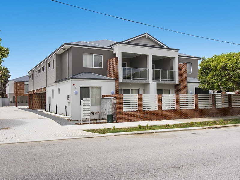 304 Railway Parade, East Cannington WA 6107