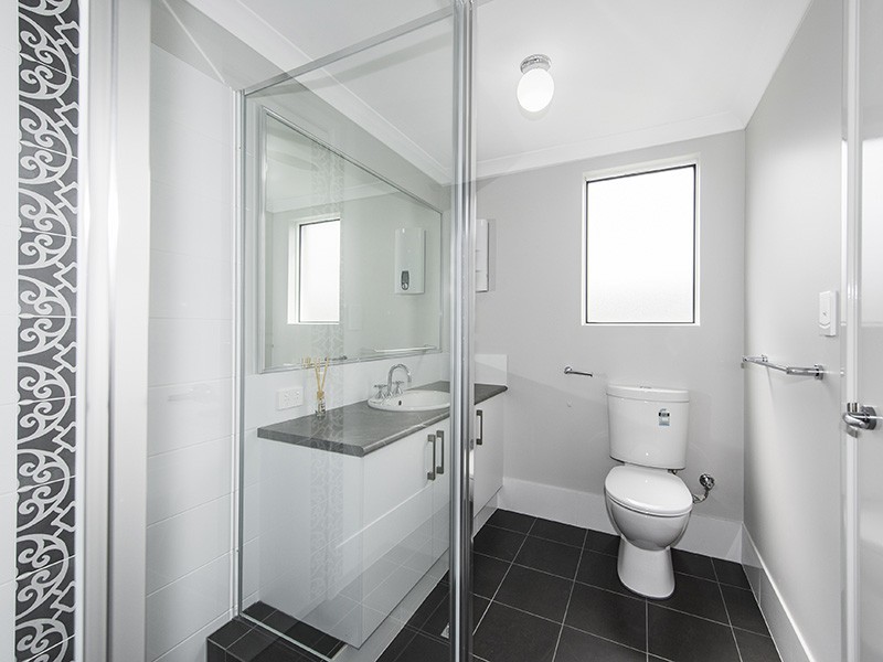 304 Railway Parade, East Cannington WA 6107