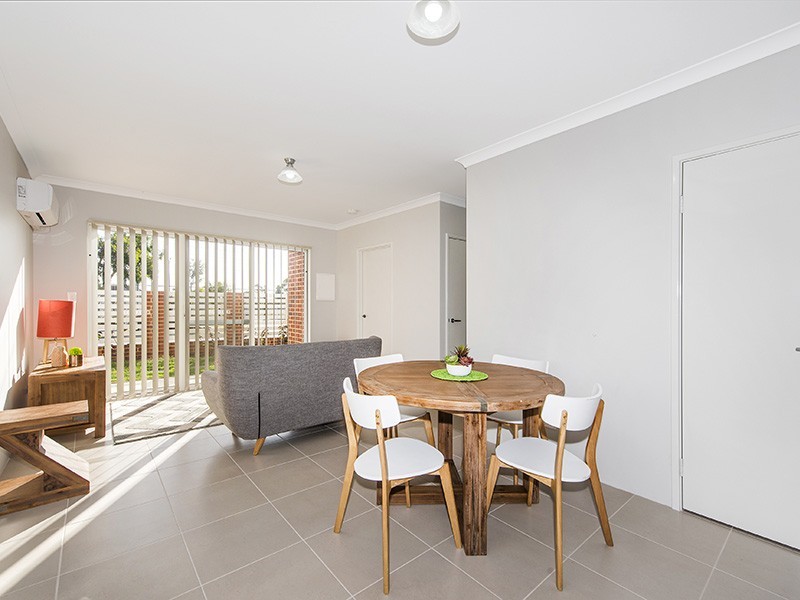 304 Railway Parade, East Cannington WA 6107