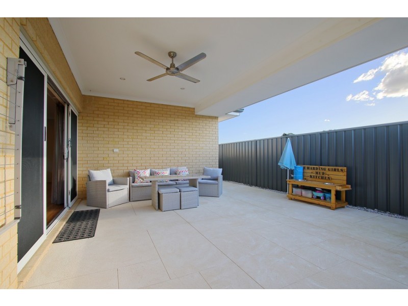41 Barnevelder Bend, Southern River WA 6110