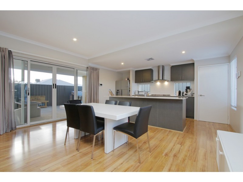 41 Barnevelder Bend, Southern River WA 6110