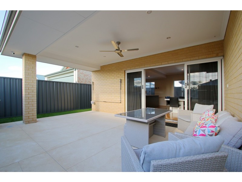 41 Barnevelder Bend, Southern River WA 6110