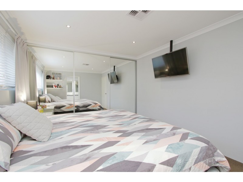 41 Barnevelder Bend, Southern River WA 6110