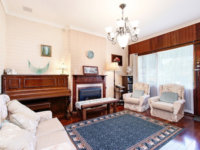 48 Hopkinson Way, Wilson WA 6107