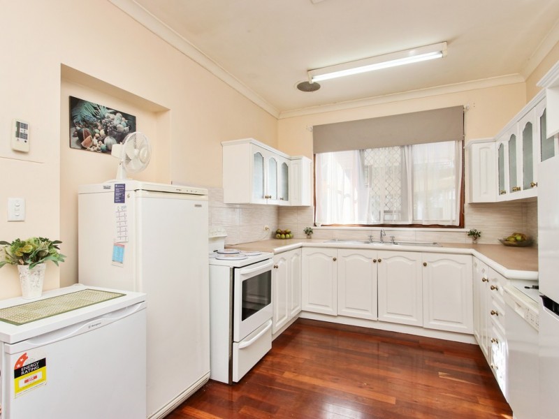 48 Hopkinson Way, Wilson WA 6107