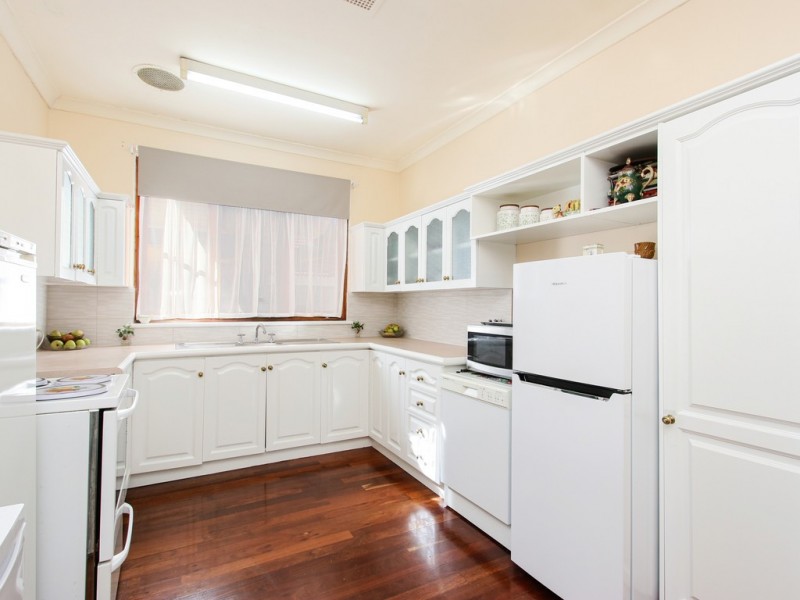 48 Hopkinson Way, Wilson WA 6107