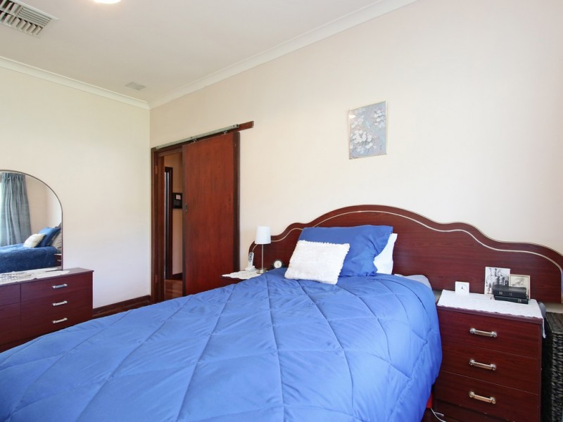 48 Hopkinson Way, Wilson WA 6107