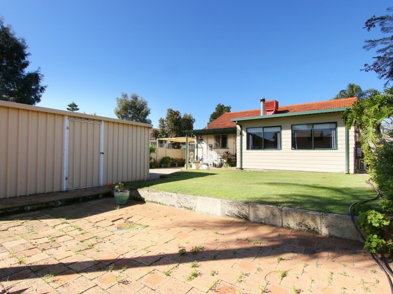 48 Hopkinson Way, Wilson WA 6107