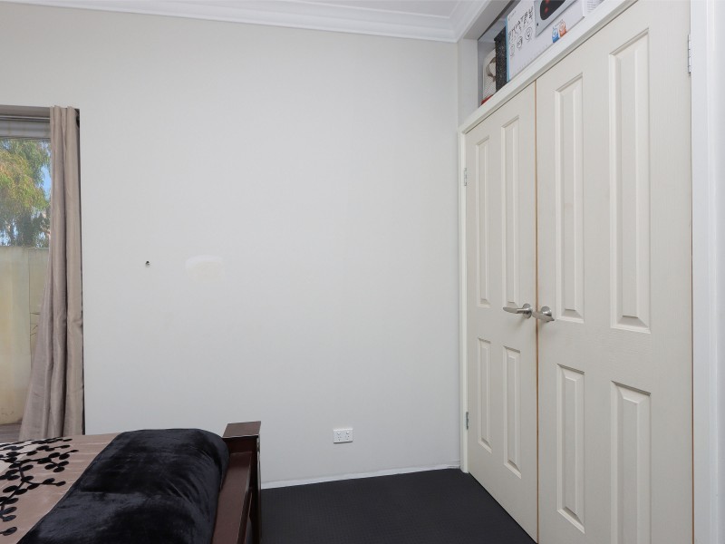 76 Hopkinson Way, Wilson WA 6107