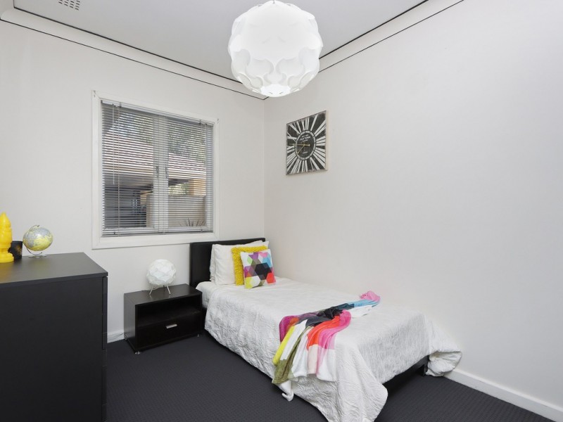 76 Hopkinson Way, Wilson WA 6107