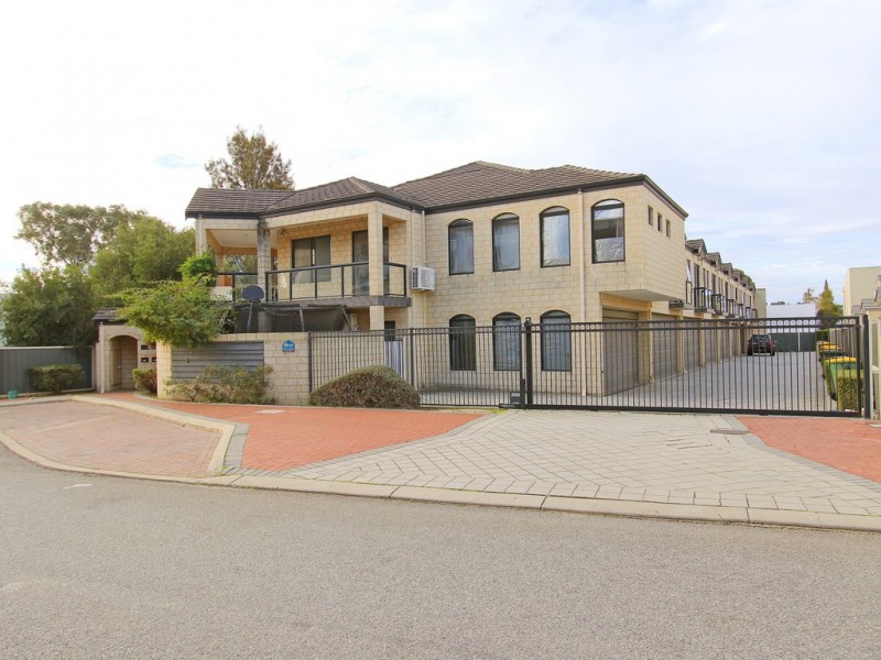 5/10 Leila St, Cannington WA 6107