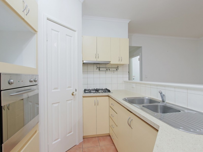 5/10 Leila St, Cannington WA 6107