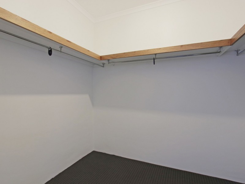 5/10 Leila St, Cannington WA 6107