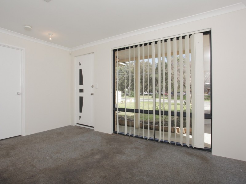 88 Dellar Rd, Maddington WA 6109