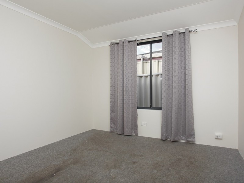 88 Dellar Rd, Maddington WA 6109