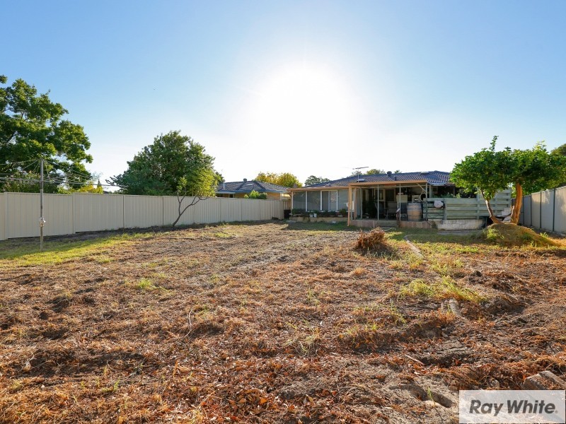 35 Appledore Street, Beckenham WA 6107