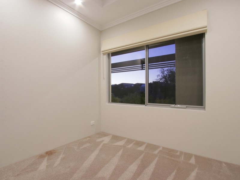 32 Wellman Avenue, Piara Waters WA 6112