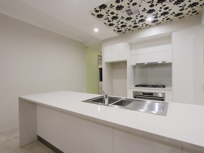 32 Wellman Avenue, Piara Waters WA 6112