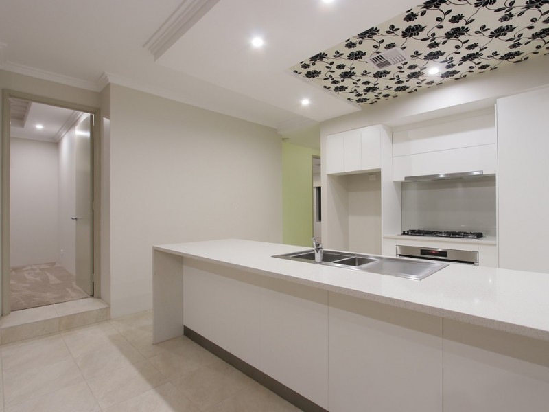 32 Wellman Avenue, Piara Waters WA 6112