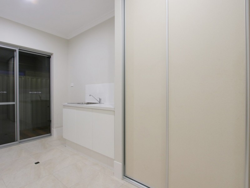 32 Wellman Avenue, Piara Waters WA 6112