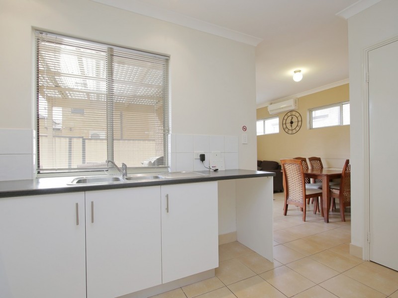 8A Morgan Street, Cannington WA 6107