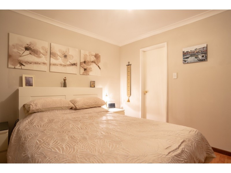 7 Firefalls Close, Huntingdale WA 6110