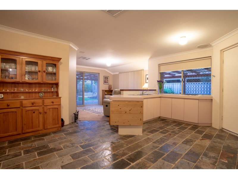 7 Firefalls Close, Huntingdale WA 6110