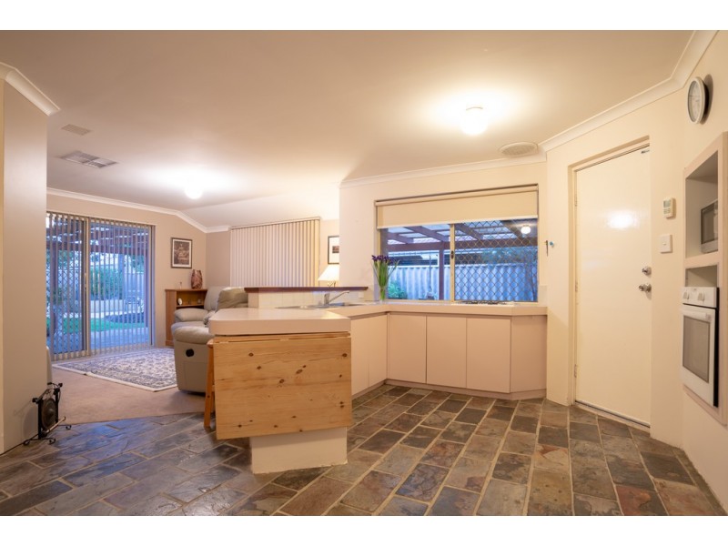 7 Firefalls Close, Huntingdale WA 6110