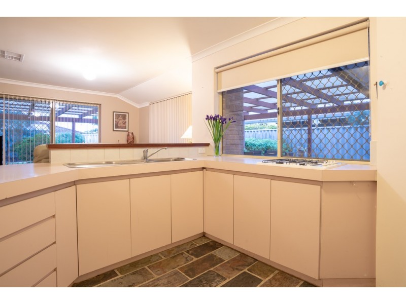 7 Firefalls Close, Huntingdale WA 6110