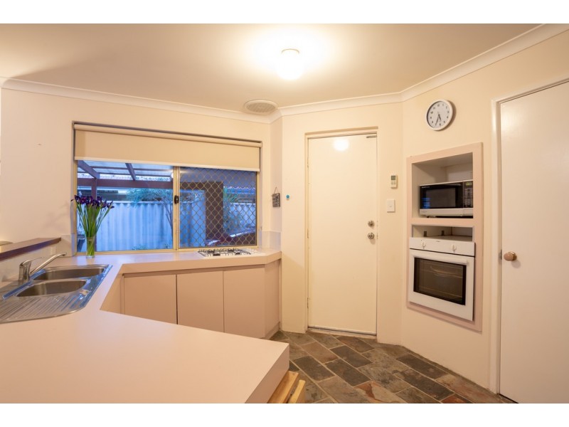 7 Firefalls Close, Huntingdale WA 6110