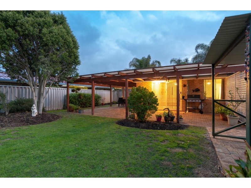 7 Firefalls Close, Huntingdale WA 6110