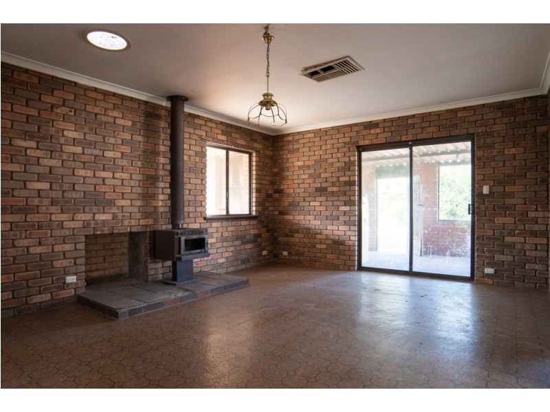 28 Ospringe Street, Gosnells WA 6110