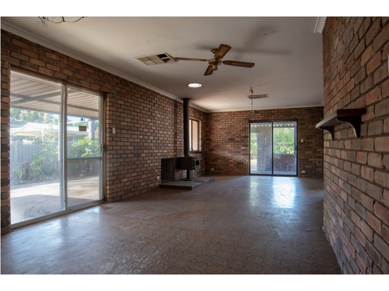 28 Ospringe Street, Gosnells WA 6110