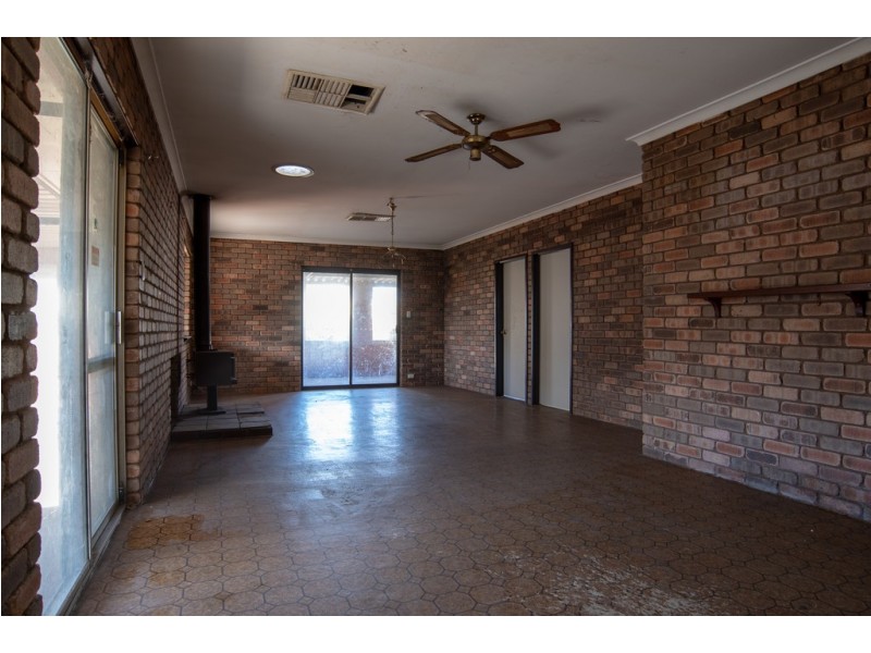 28 Ospringe Street, Gosnells WA 6110