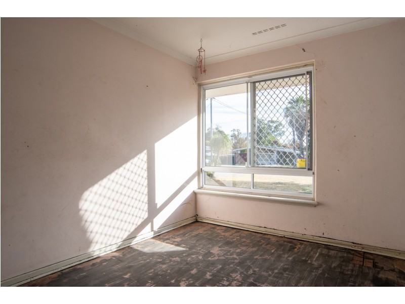 28 Ospringe Street, Gosnells WA 6110