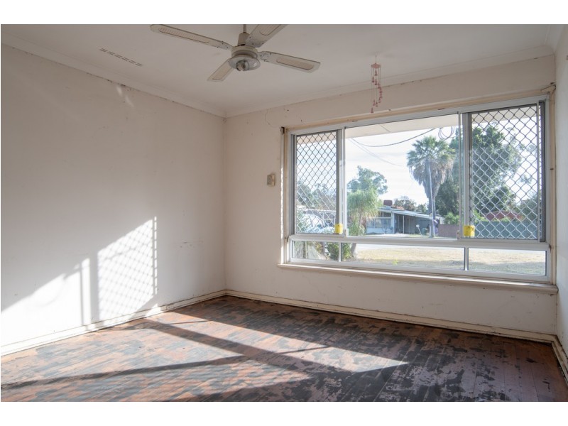 28 Ospringe Street, Gosnells WA 6110